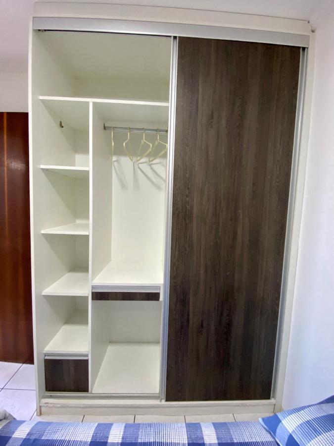 Apto No Centro Perto Do Shopping Com 2 Quartos De Casal Arcond Wifi Fibra Homeoffice E Garagem Em دورادوس المظهر الخارجي الصورة